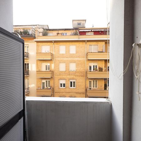Tra Porta Susa E Piazza Statuto -Cortile Interno- Турин Екстер'єр фото